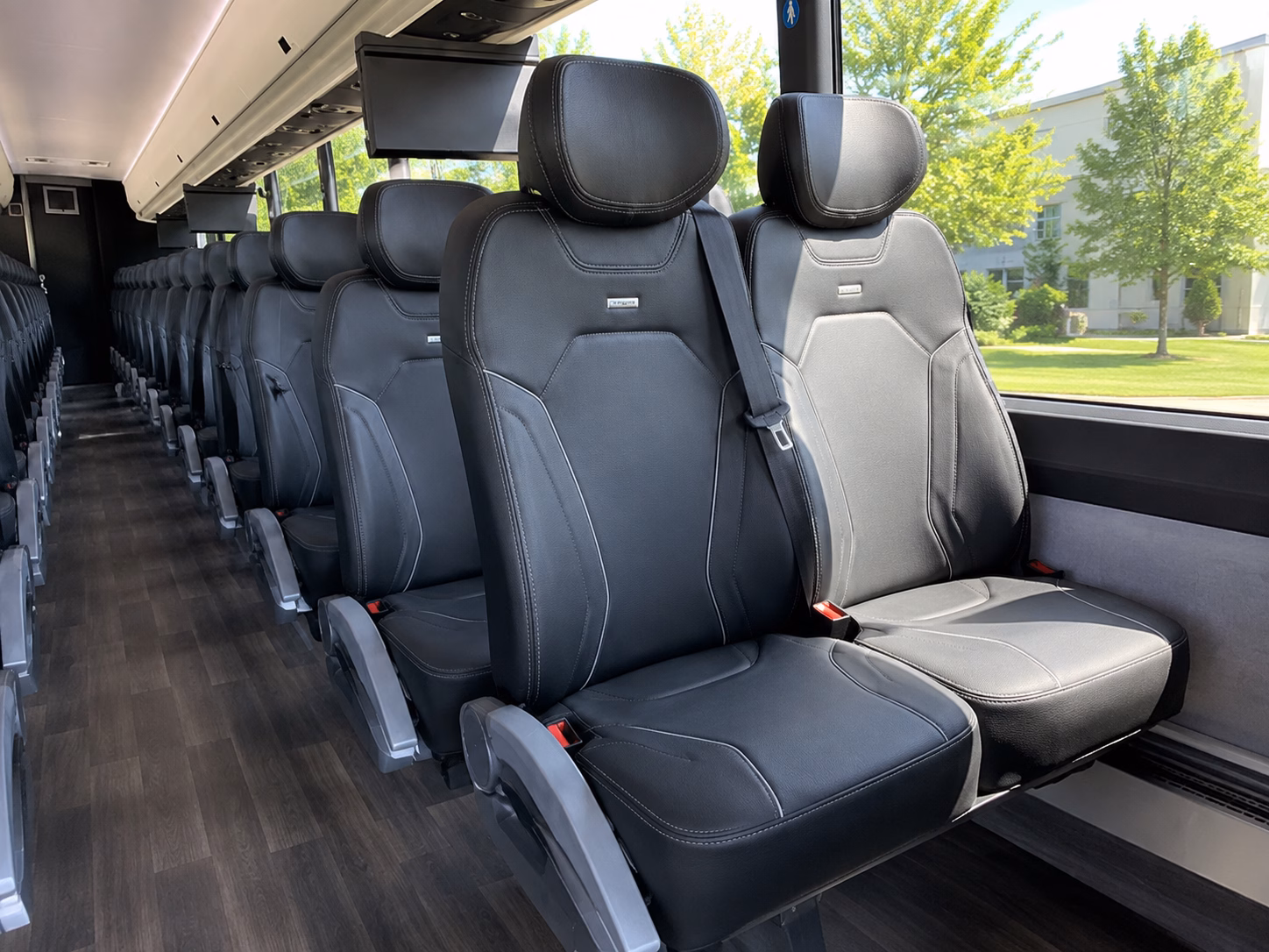 sacramento charter bus services